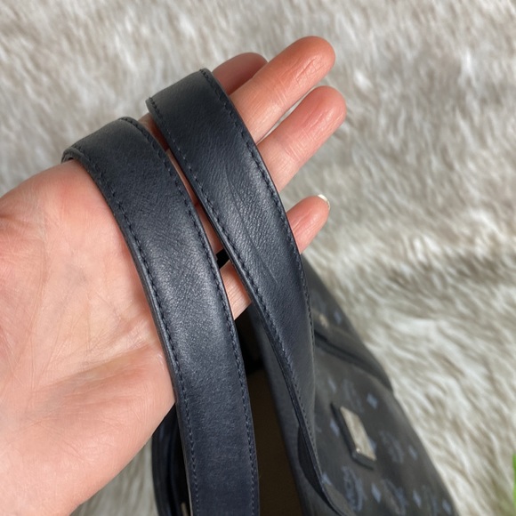 MCM Tote Bag - Picture 8 of 15